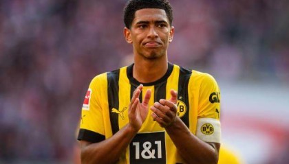 开云体育官网-多特攻击力断崖式下滑，德国“帝星”防线不堪一击