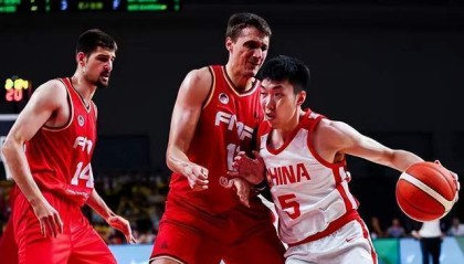 开云体育官网-中国男篮险胜塞尔维亚FMP，四人可征战世预赛，不包括崔永熙