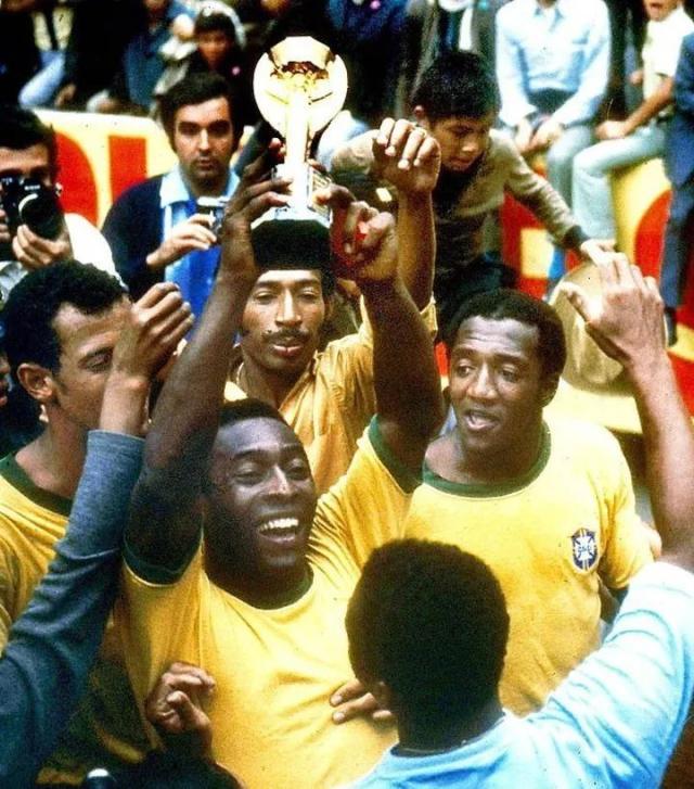 1664373403043086565.jpg 640 (2).jpg